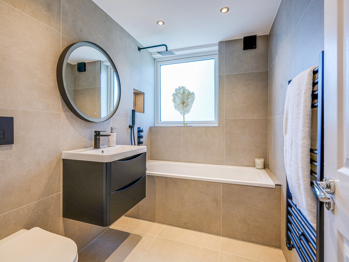 2.5 Bathrooms